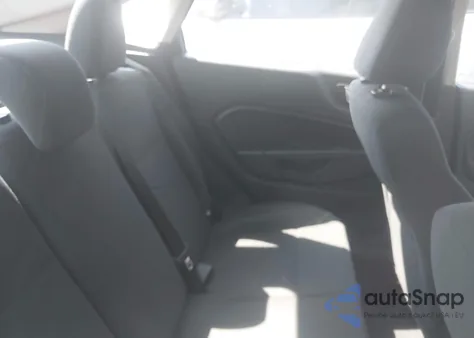2015 Ford Fiesta Se из США, поврежденный, VIN 3FADP4BJ0FM104638